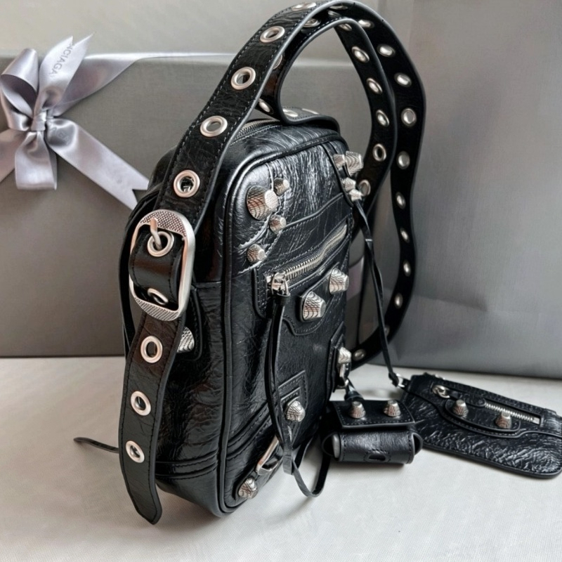 Torebka motocyklowa w stylu Ne – Leatherwork Rivets recenzja i cena